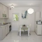 Family-friendly With Private Pool Near Vodice Дом отдыха