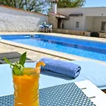 Дом отдыха Family-friendly With Private Pool Near Vodice
