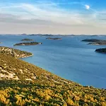 Family-friendly With Private Pool Near Vodice *